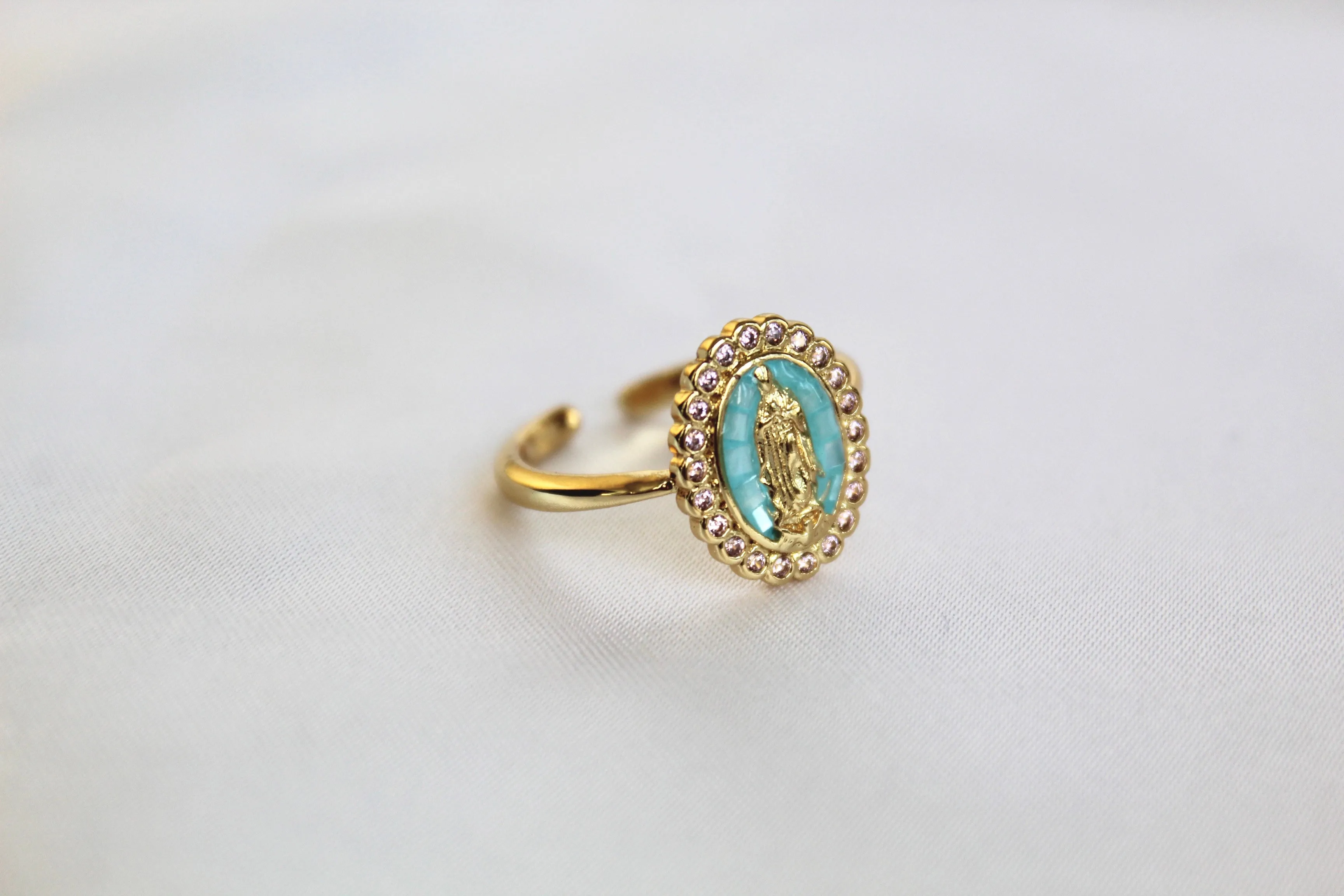 Ave Maria Ring in Blue