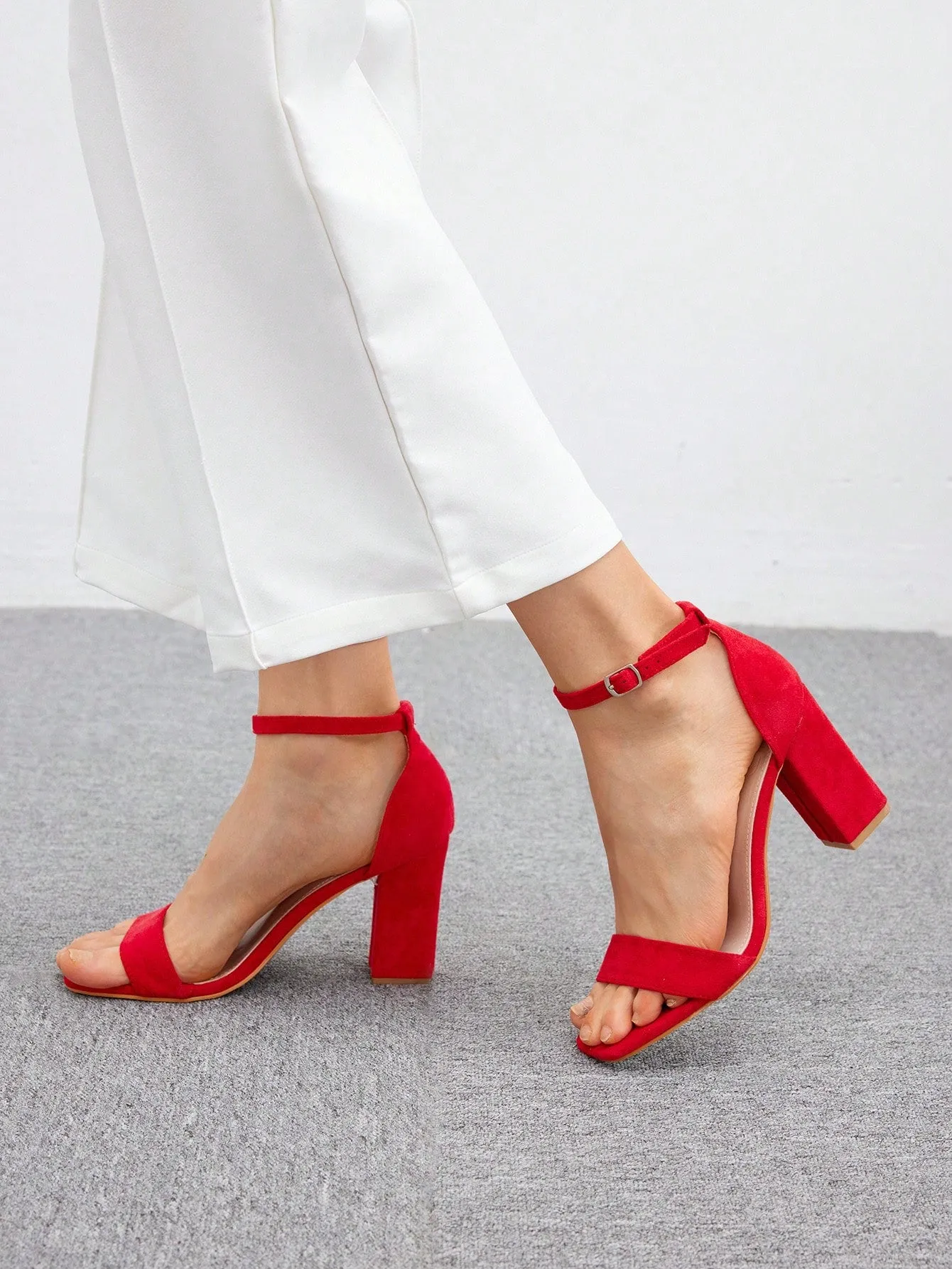 CUCCOO BIZCHIC Women's Fashionable Elegant Solid Color Chunky High Heel Sandals