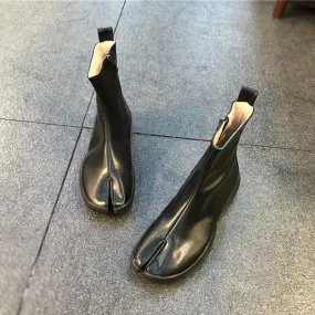 LUXE SEVEN DESIGN WIDE FIT FLAT ANKLE BOOTS
