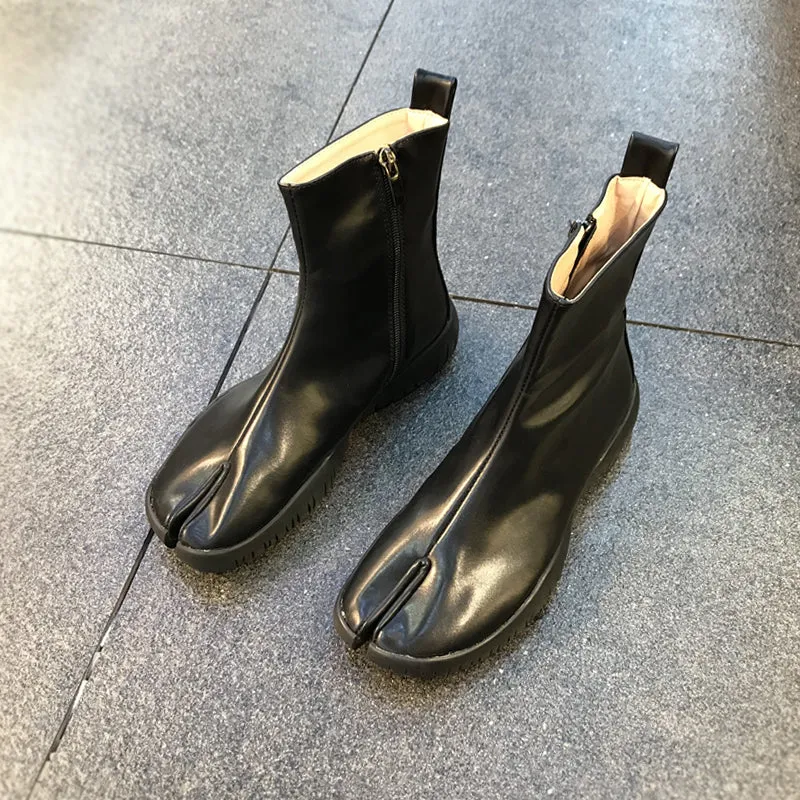 LUXE SEVEN DESIGN WIDE FIT FLAT ANKLE BOOTS