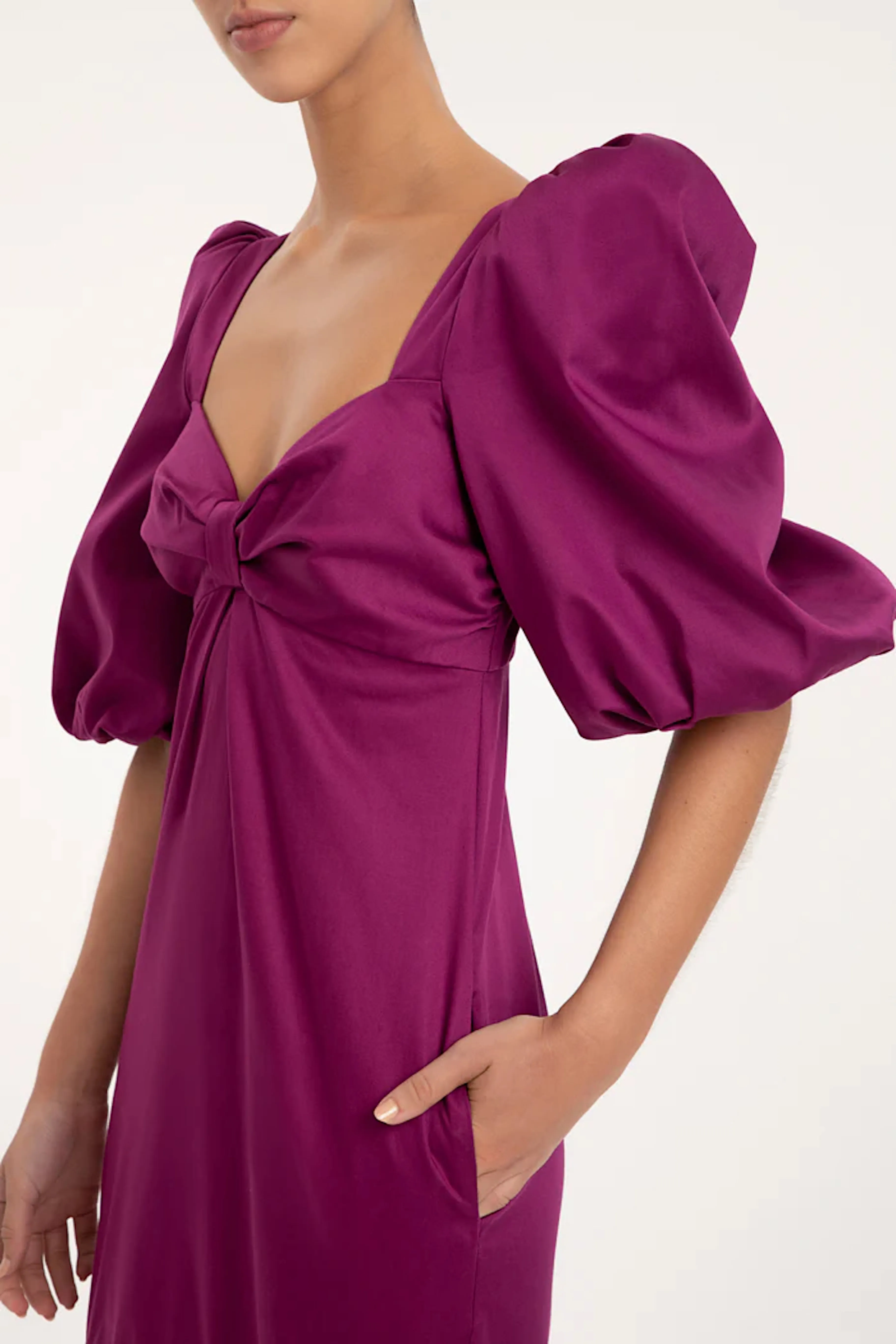 Moves Puff-Sleeved Long Dress